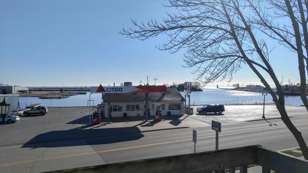Harbor Lights Lodge Kewaunee Exterior photo